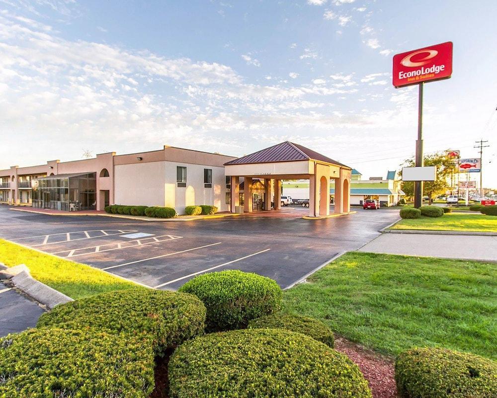 Econo Lodge & Suites Clarksville Exteriör bild