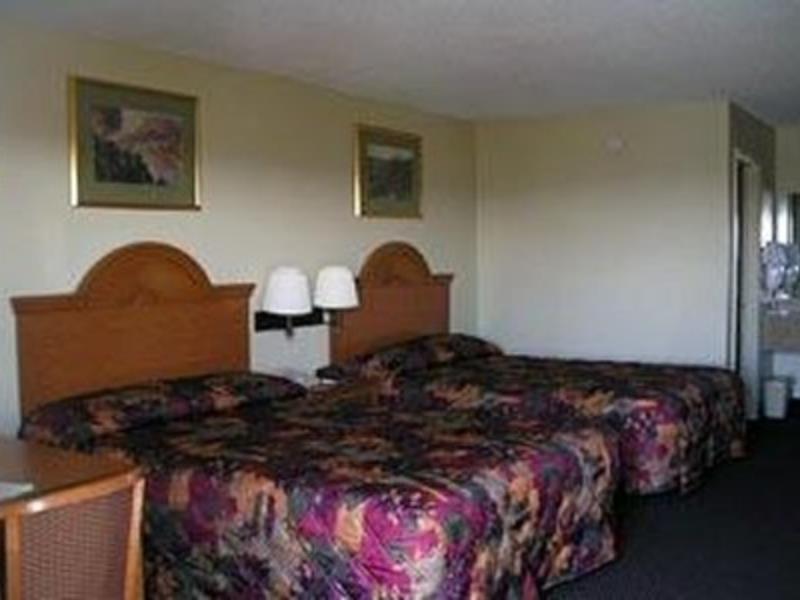 Econo Lodge & Suites Clarksville Exteriör bild